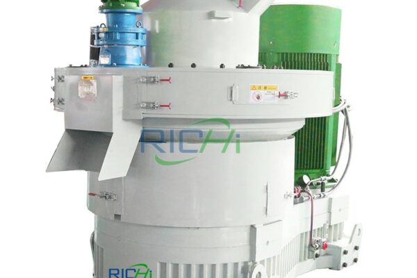 Vertical ring die pellet machine